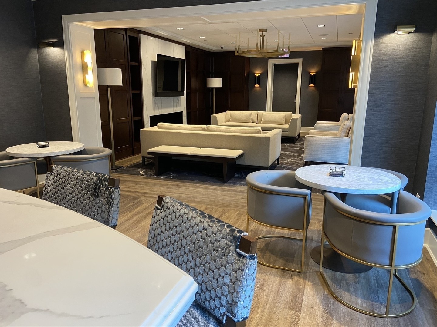 57 E Delaware Place Unit: 3401
