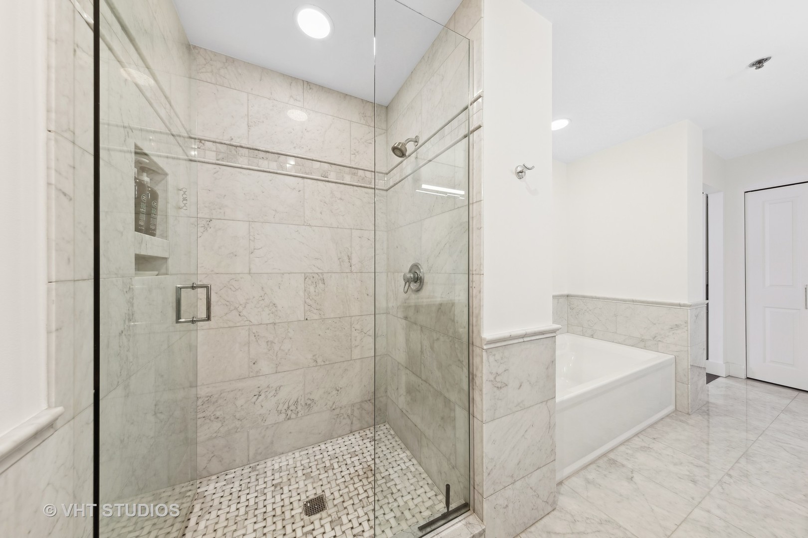 57 E Delaware Place Unit: 3401