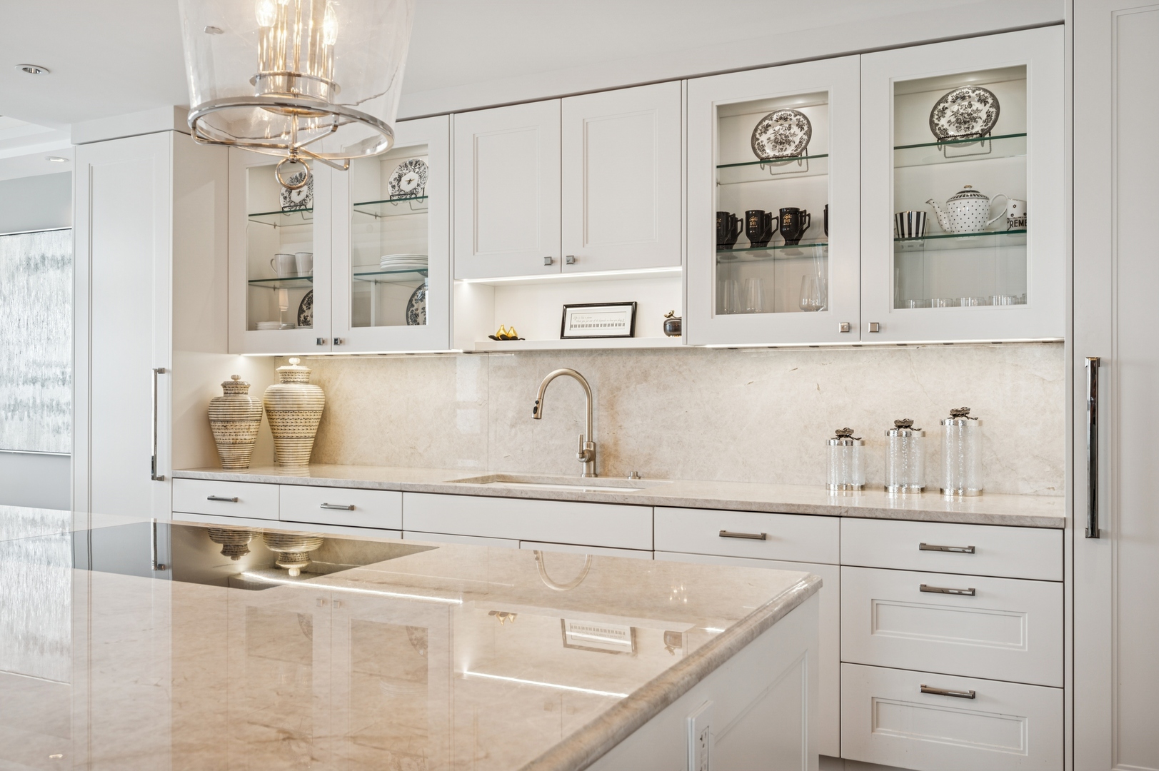 180 E PEARSON Street Unit: 5603