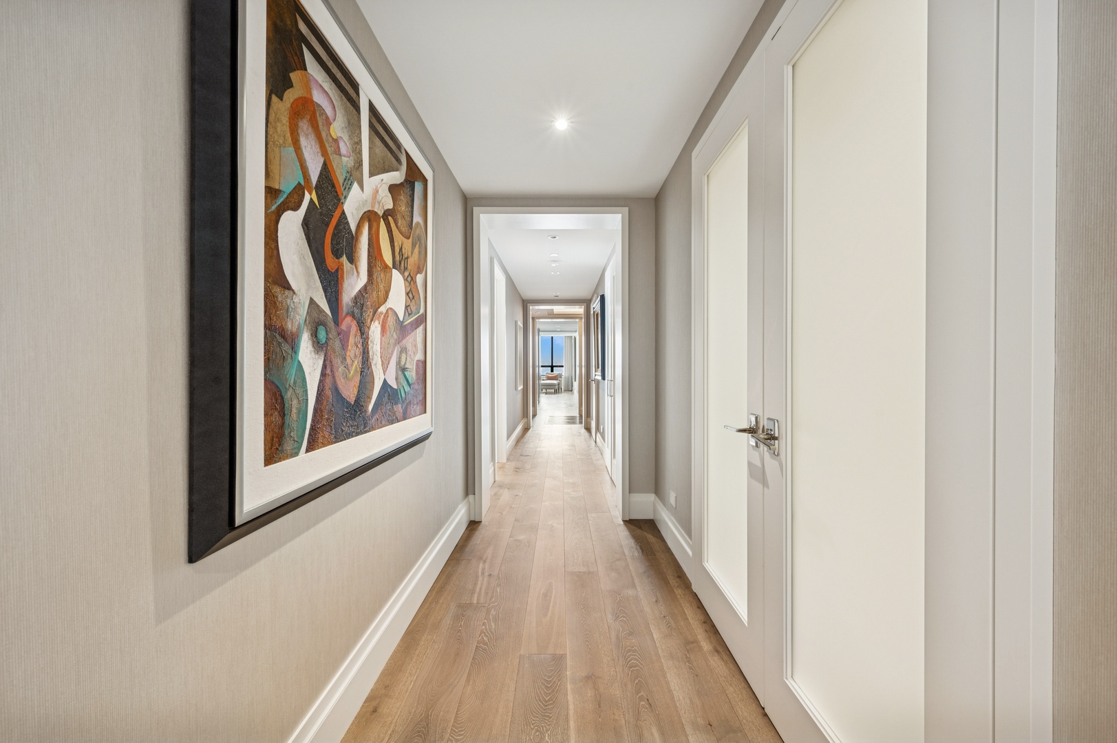180 E PEARSON Street Unit: 5603
