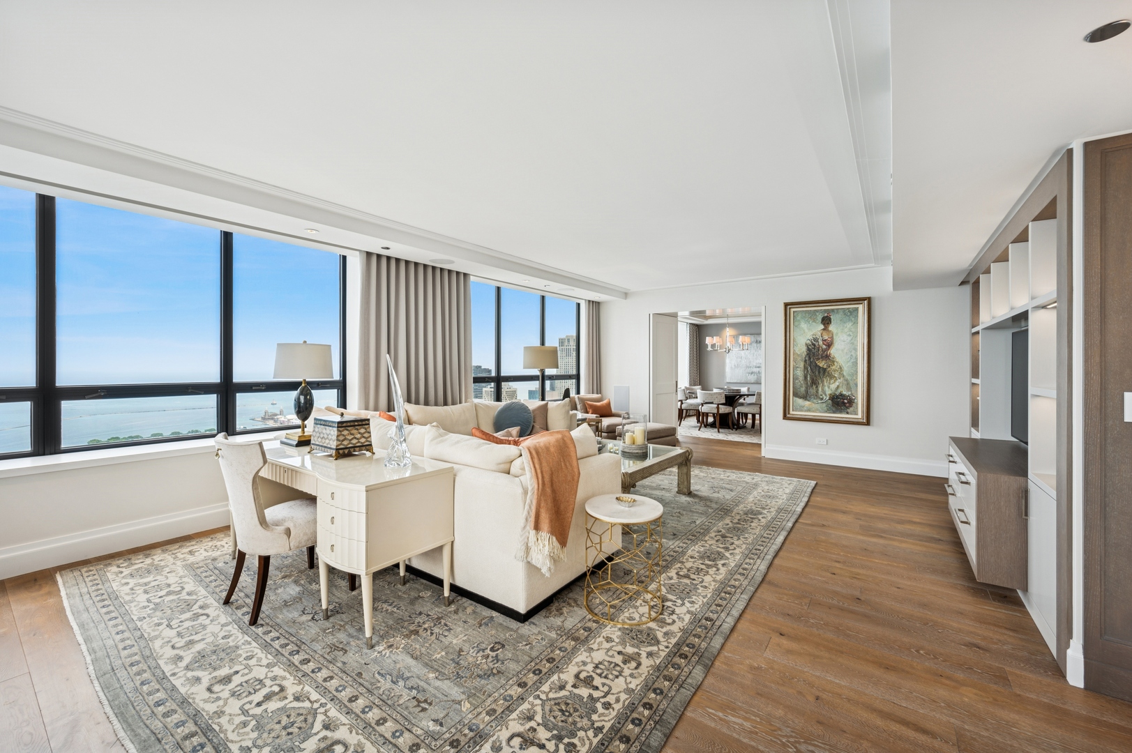 180 E PEARSON Street Unit: 5603