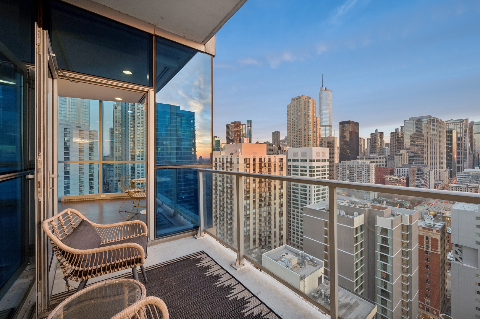 110 W Superior Street Unit: 2301