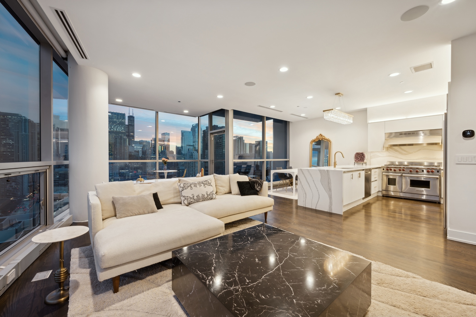 110 W Superior Street Unit: 2301