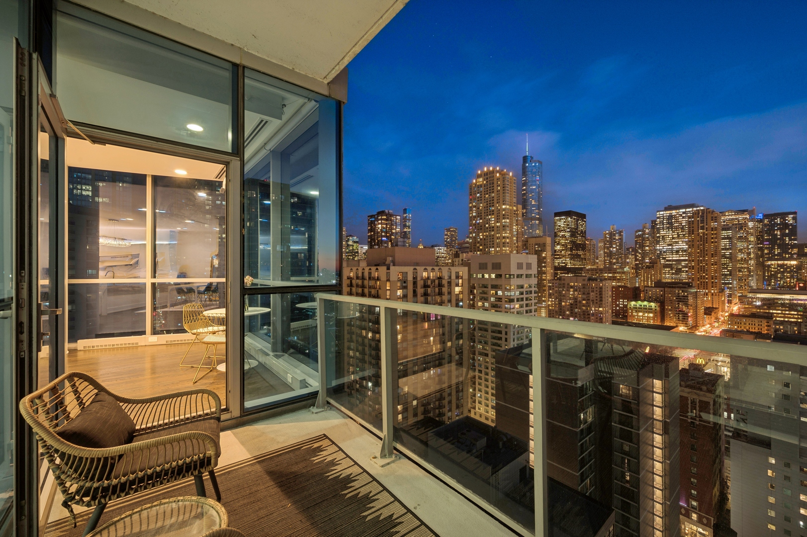110 W Superior Street Unit: 2301