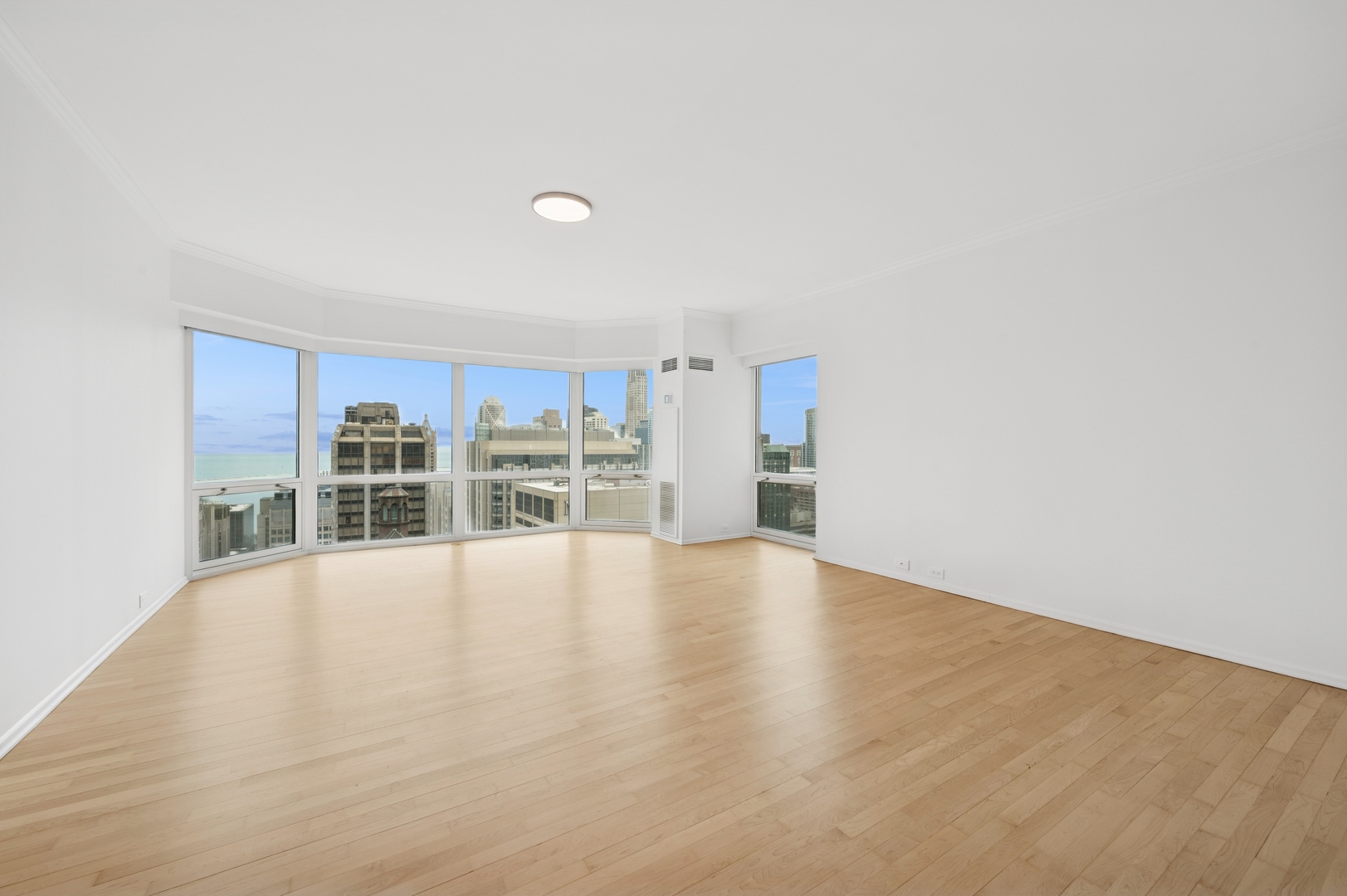 100 E Huron Street Unit: 2804