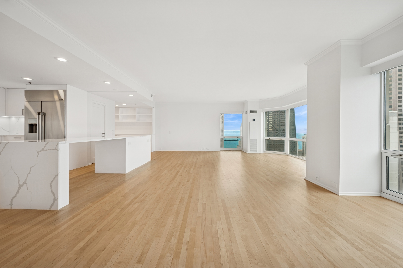 100 E Huron Street Unit: 2804
