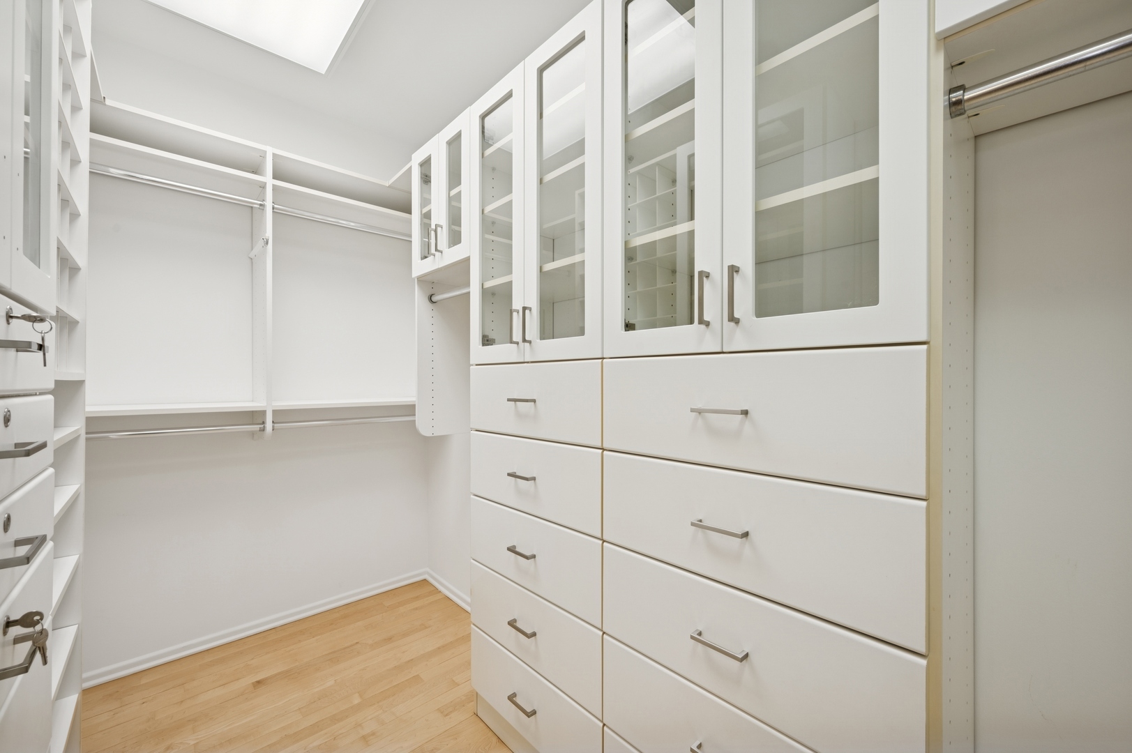 100 E Huron Street Unit: 2804