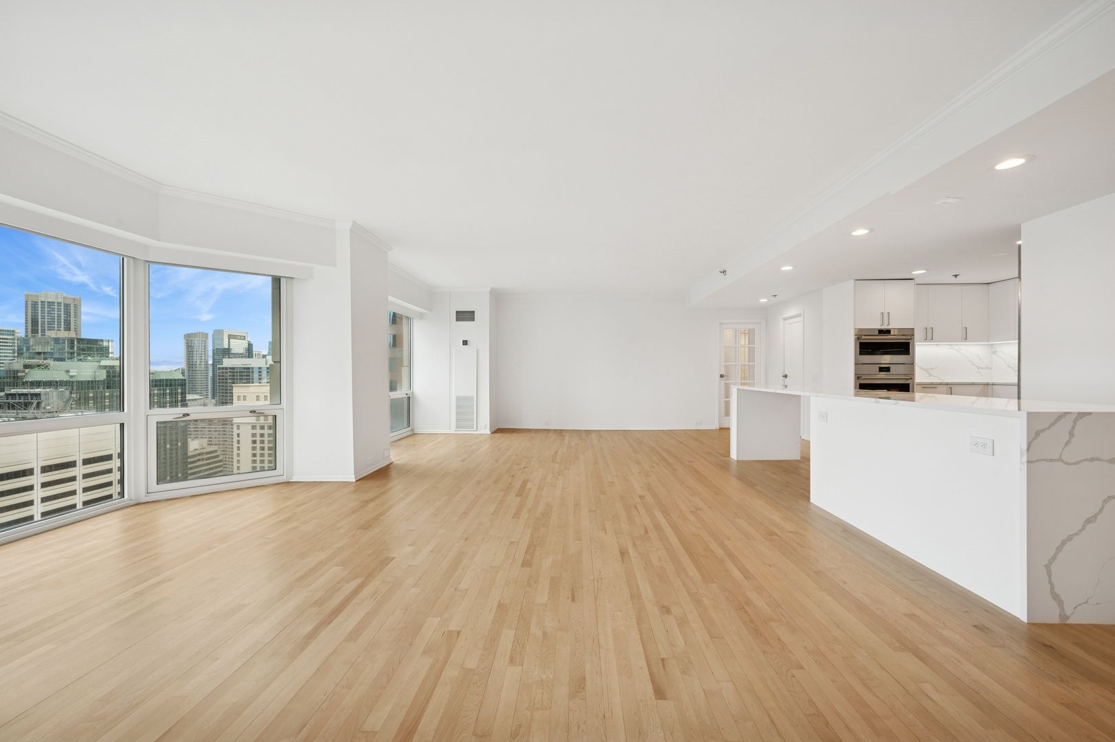 100 E Huron Street Unit: 2804