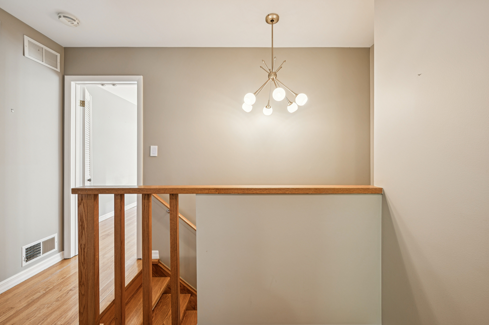1333 N Sandburg Terrace