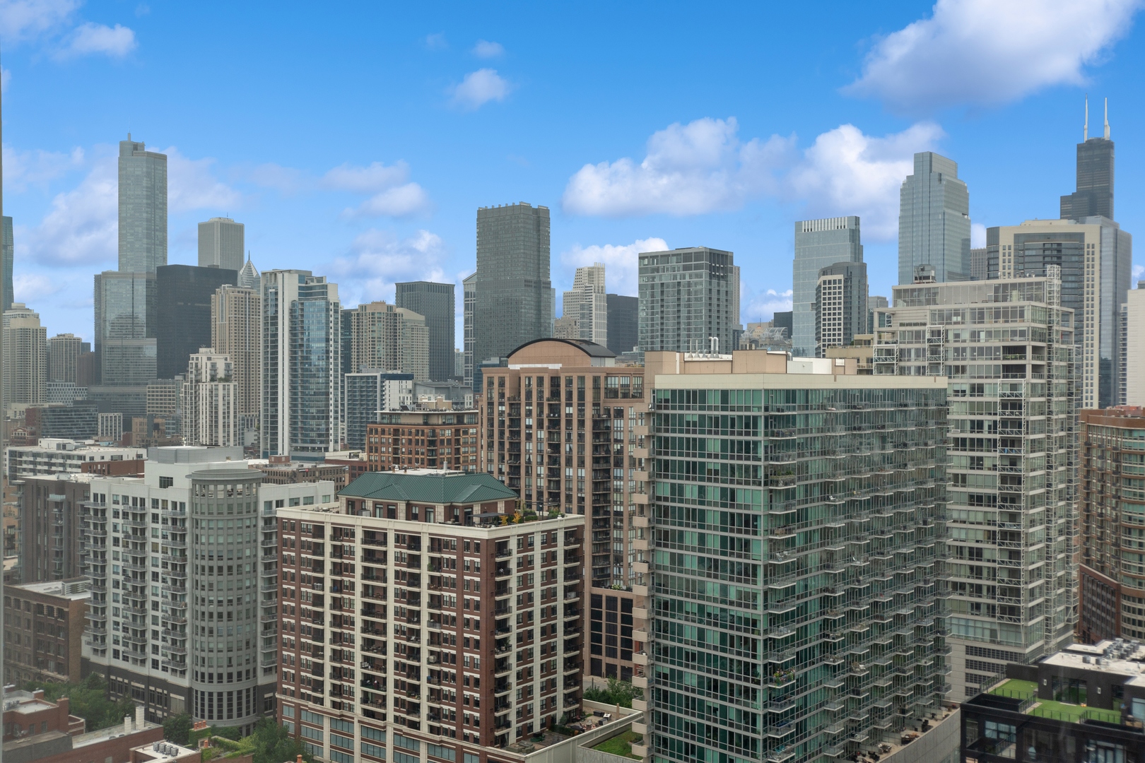 500 W SUPERIOR Street Unit: 1309