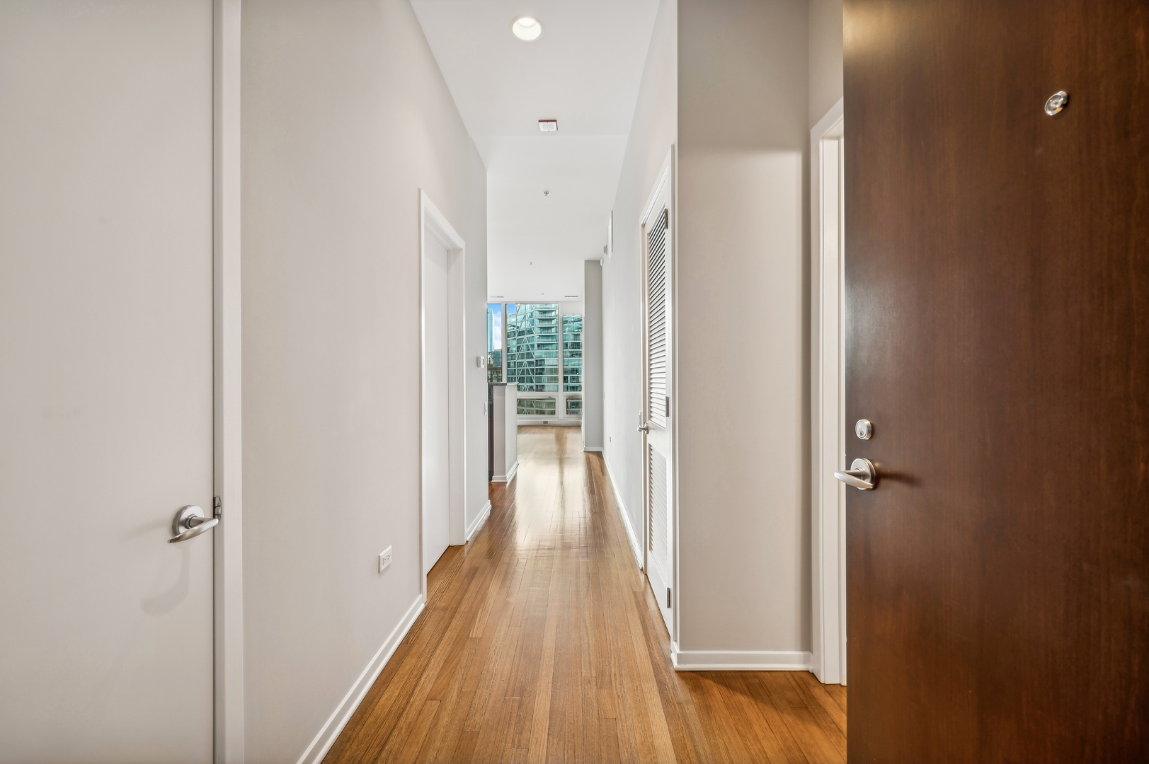 500 W SUPERIOR Street Unit: 1309