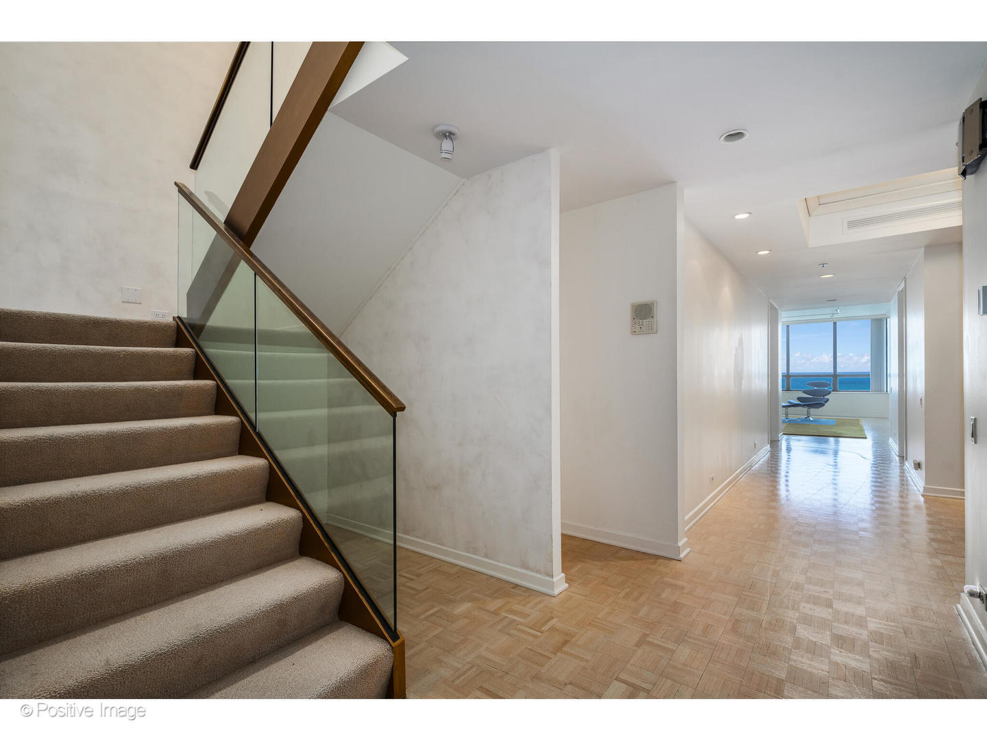 180 E PEARSON Street Unit: 6103-6203