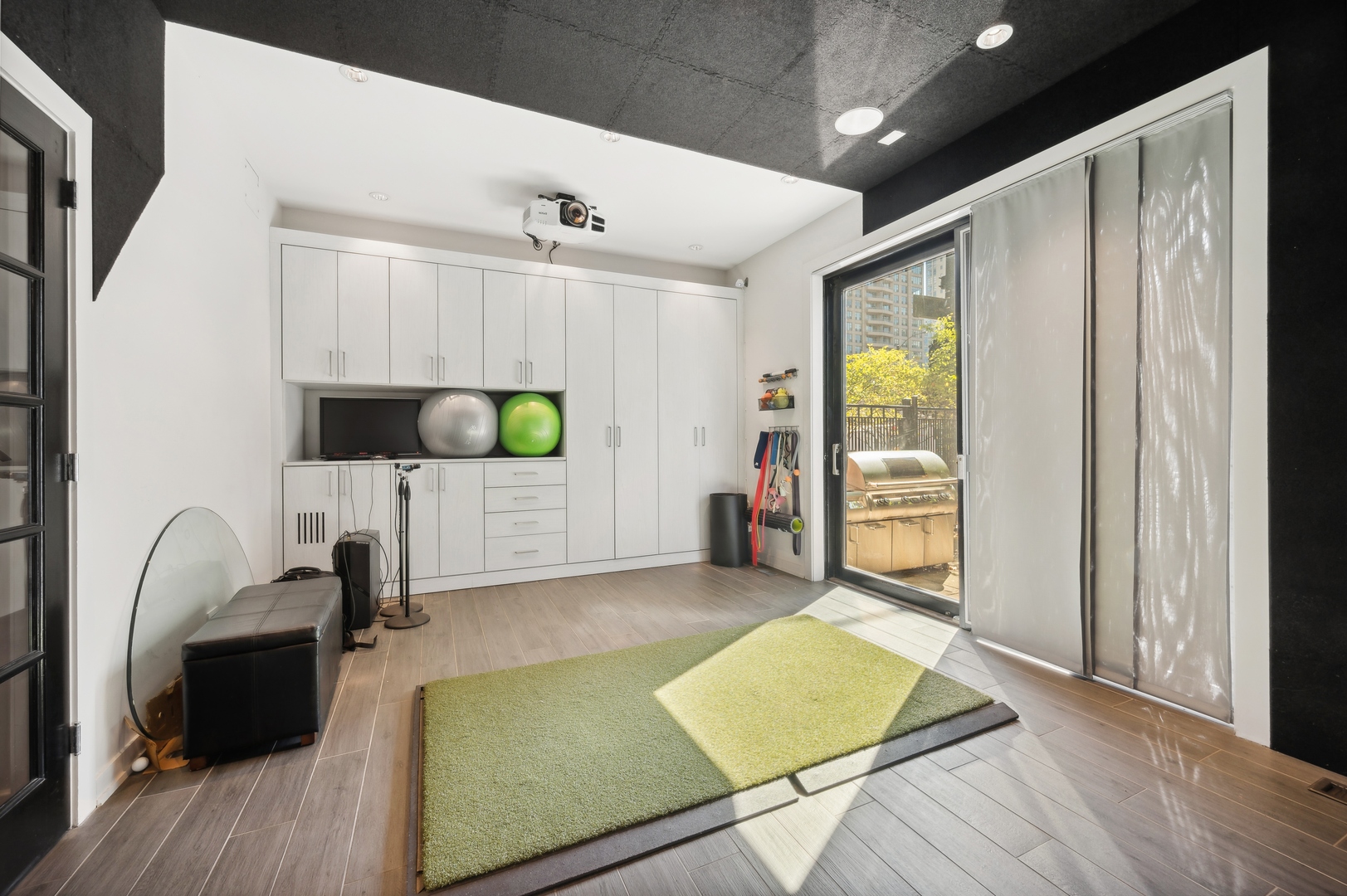 640 W Fulton Street Unit: A