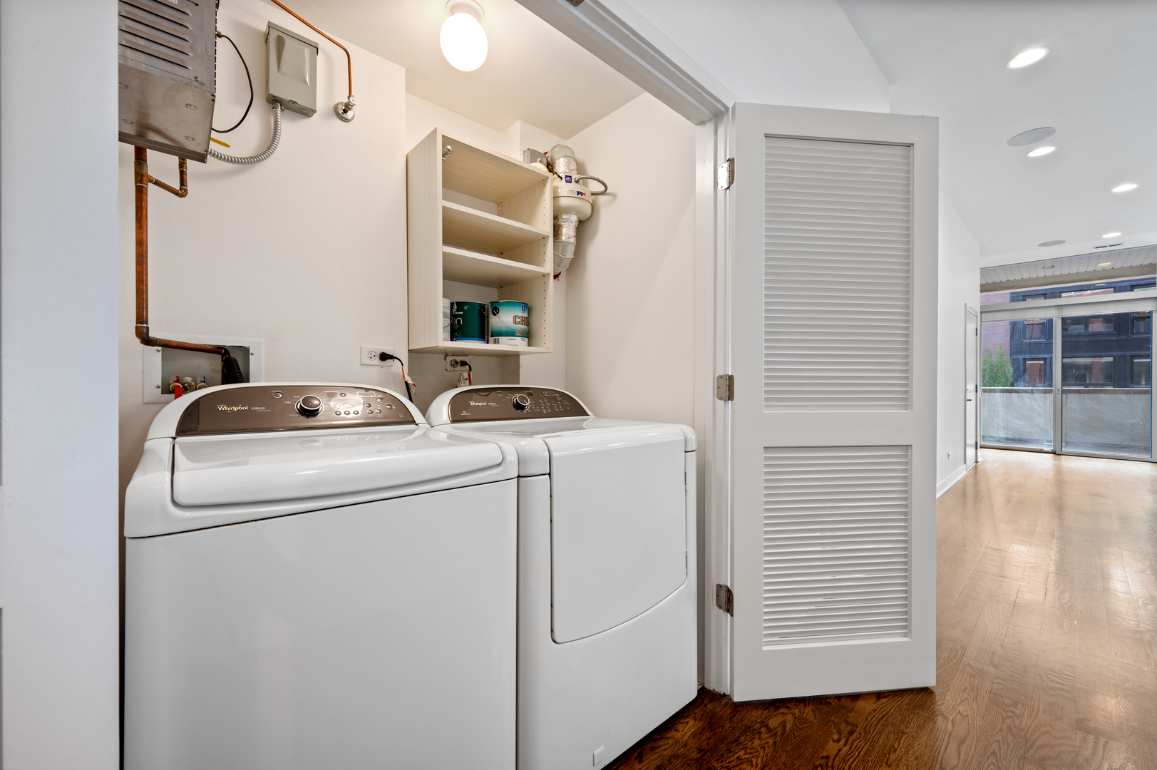 1611 N Hermitage Avenue Unit: 205