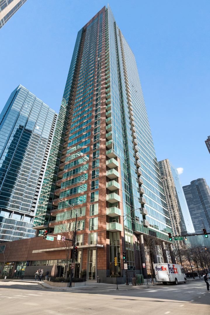 505 N McClurg Court Unit: 3001