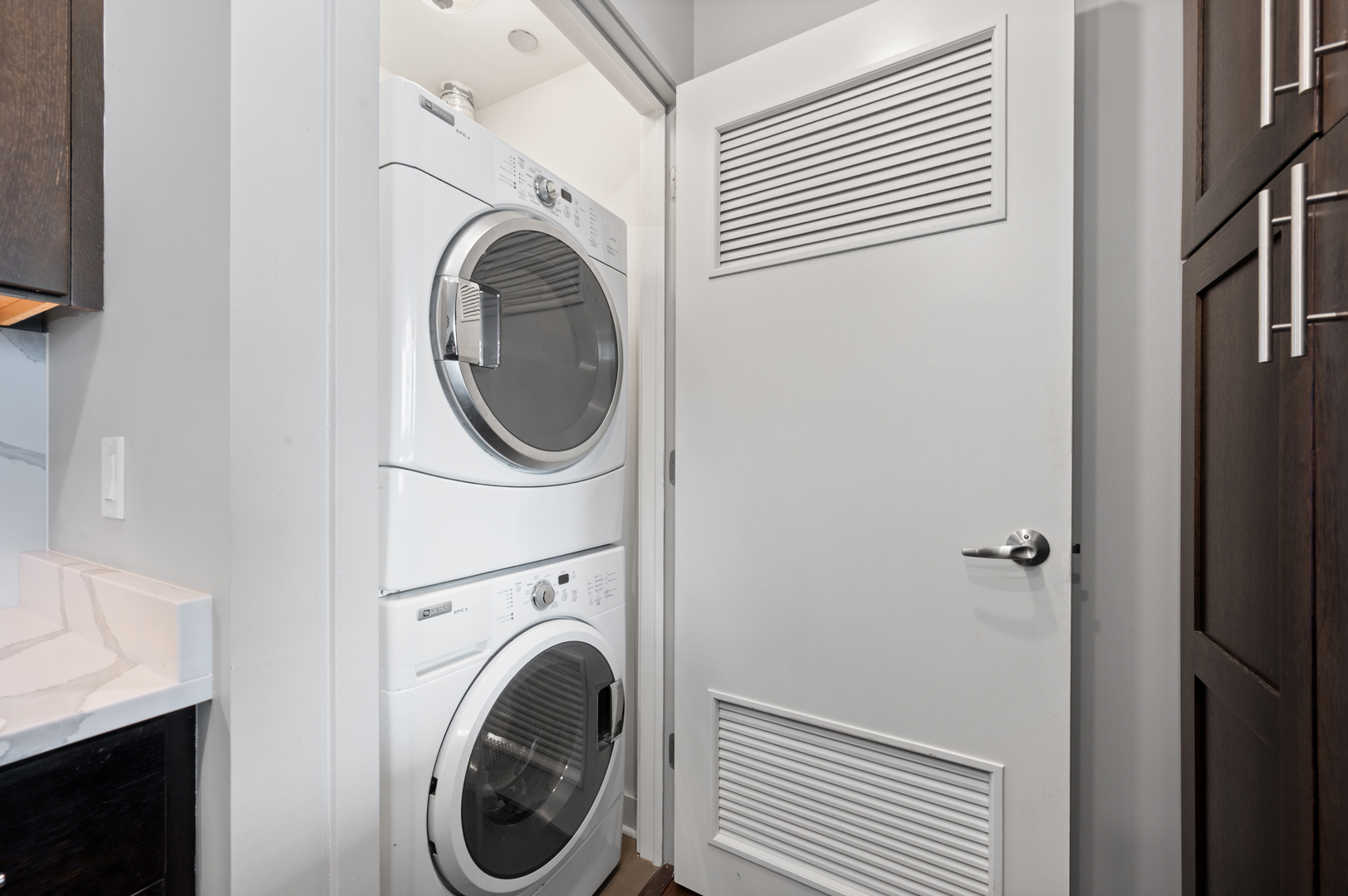 505 N McClurg Court Unit: 3001