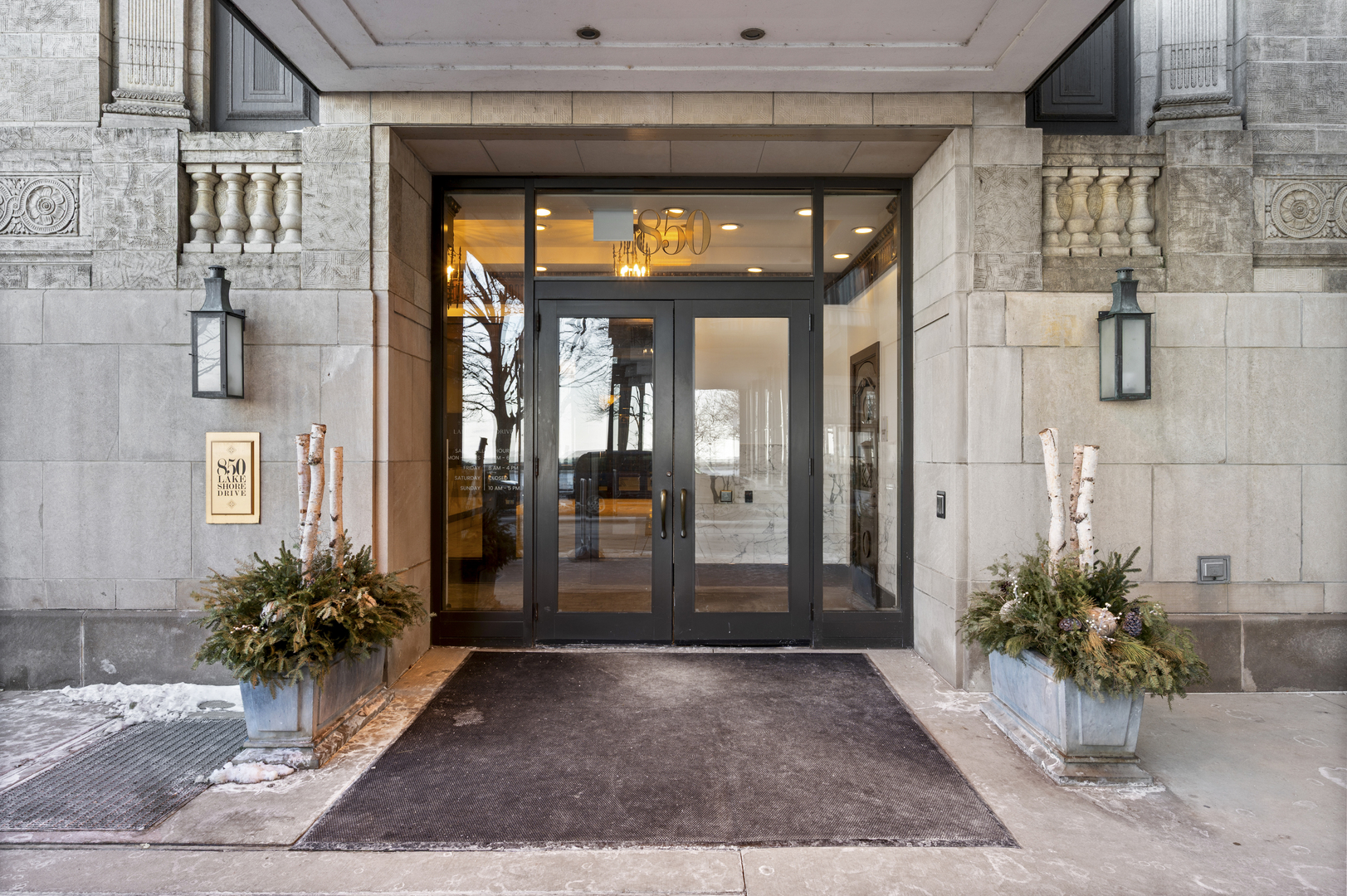 850 N Lake Shore Drive Unit: 612