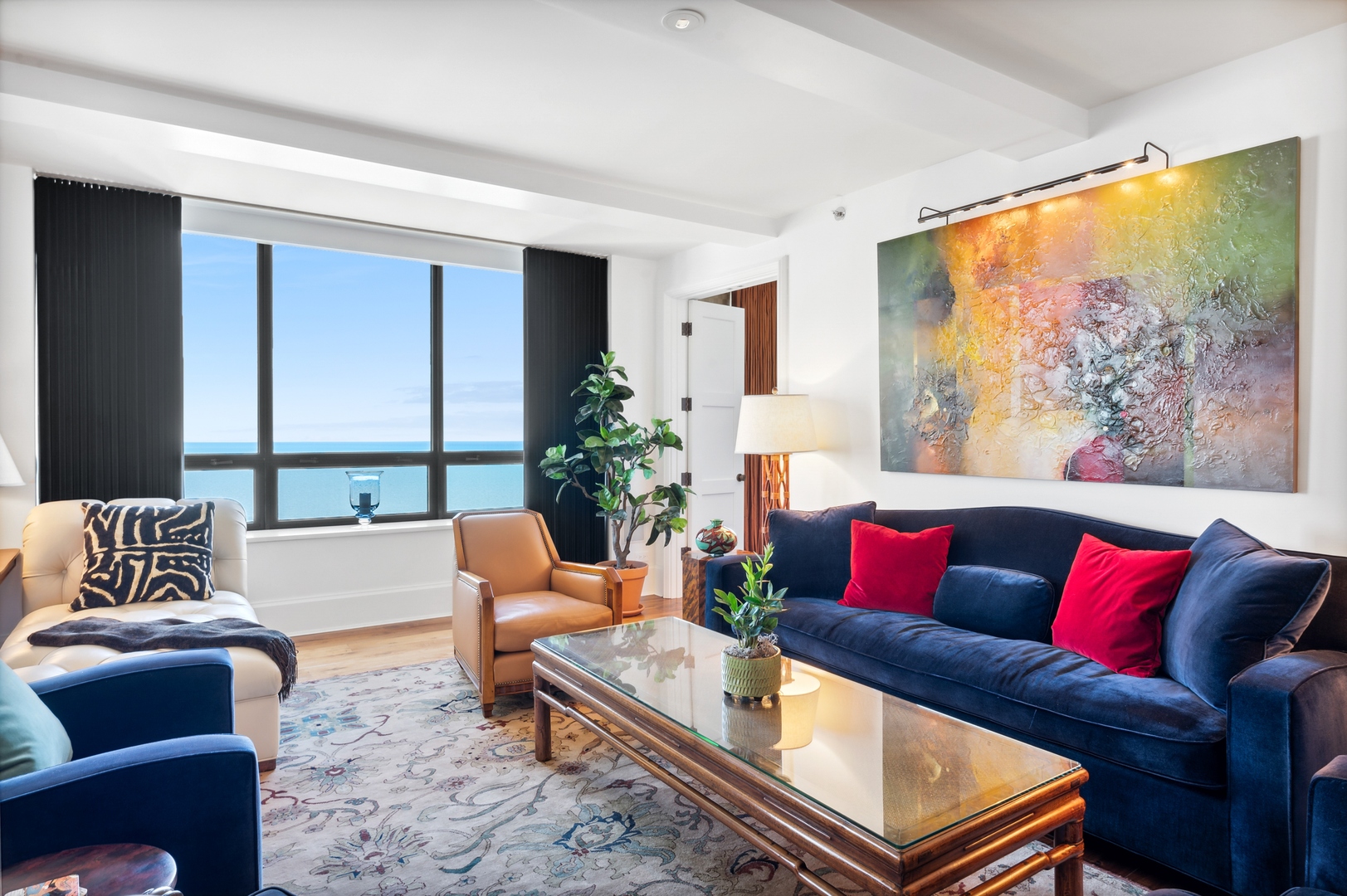 180 E PEARSON Street Unit: 5902