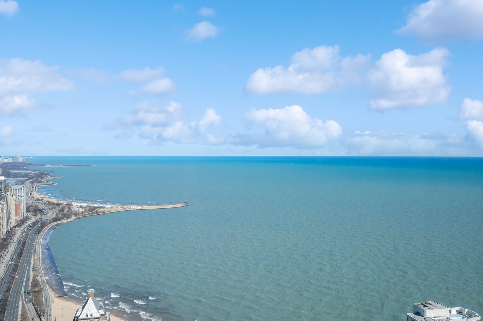 180 E PEARSON Street Unit: 5902