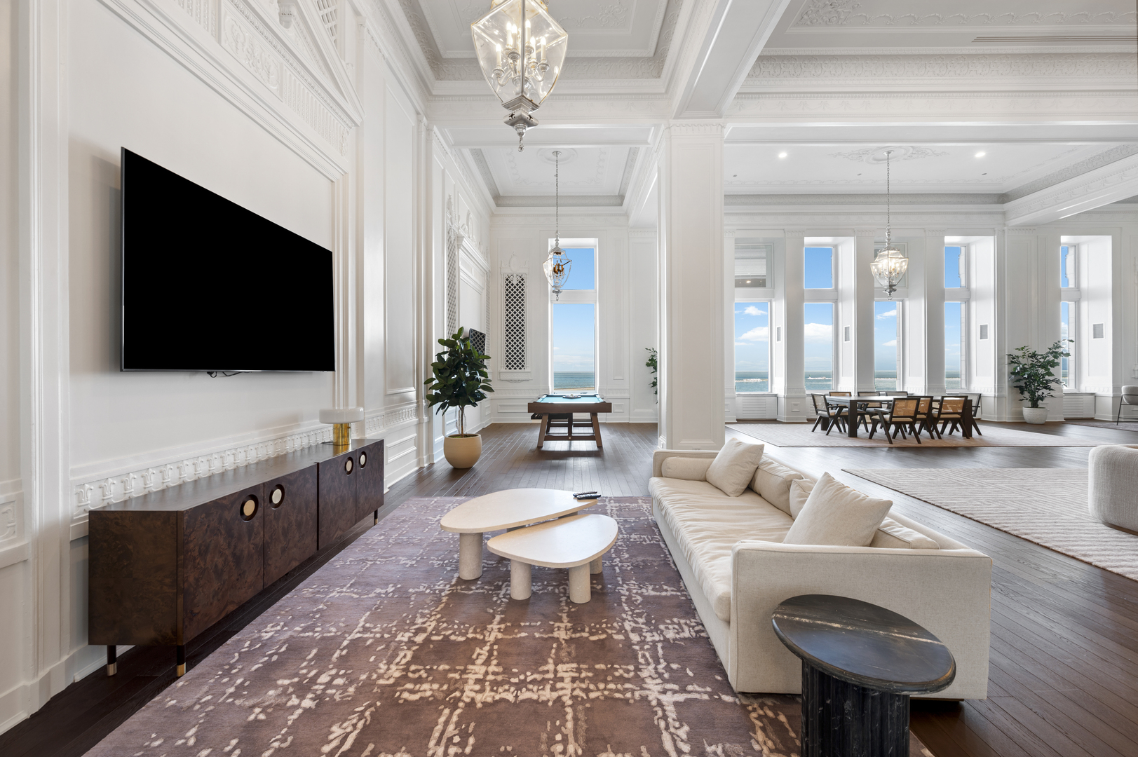 850 N Lake Shore Drive Unit: 612