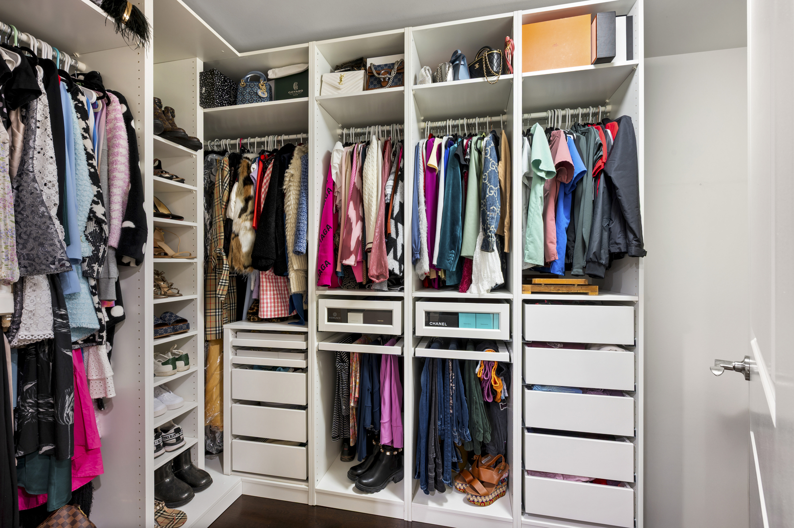 850 N Lake Shore Drive Unit: 612