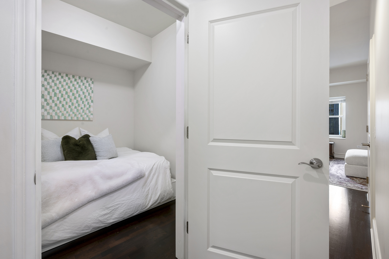 850 N Lake Shore Drive Unit: 612