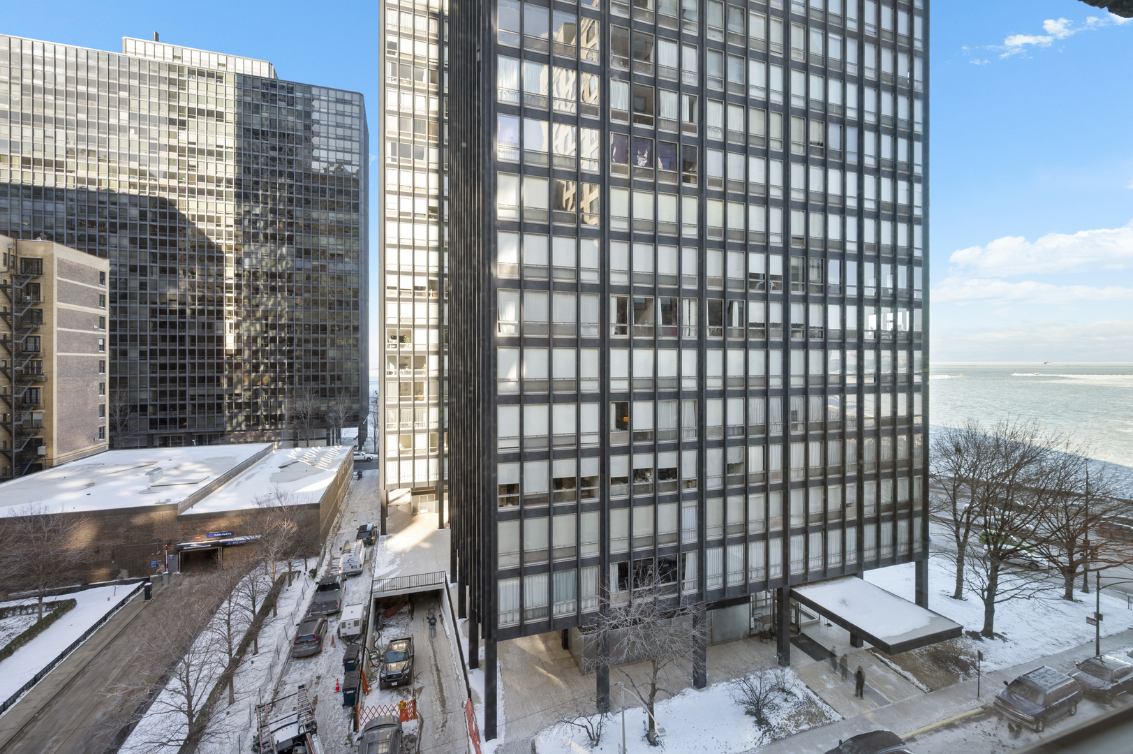 850 N Lake Shore Drive Unit: 612