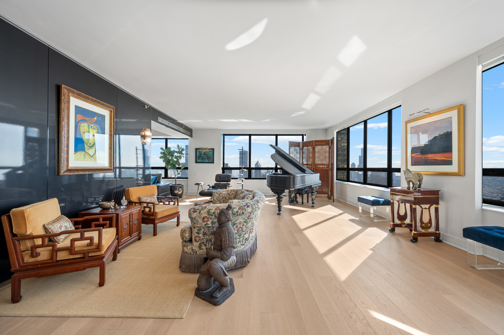 180 E PEARSON Street Unit: 6907