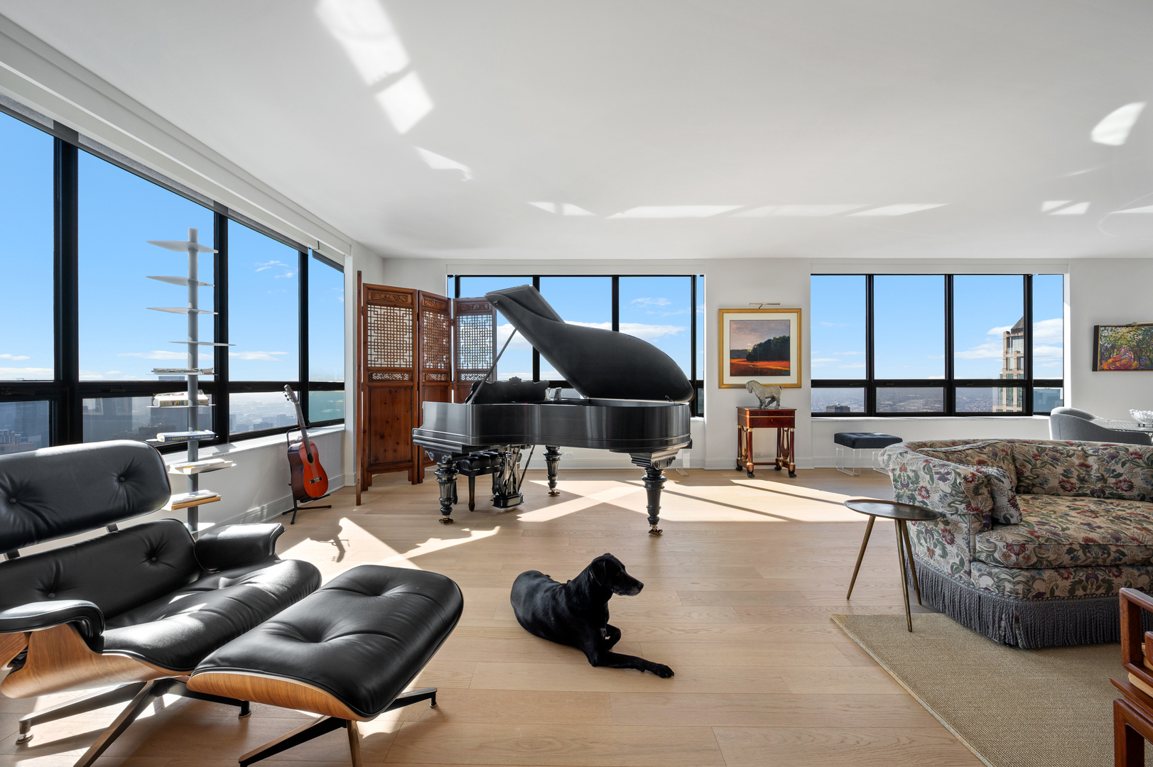 180 E PEARSON Street Unit: 6907