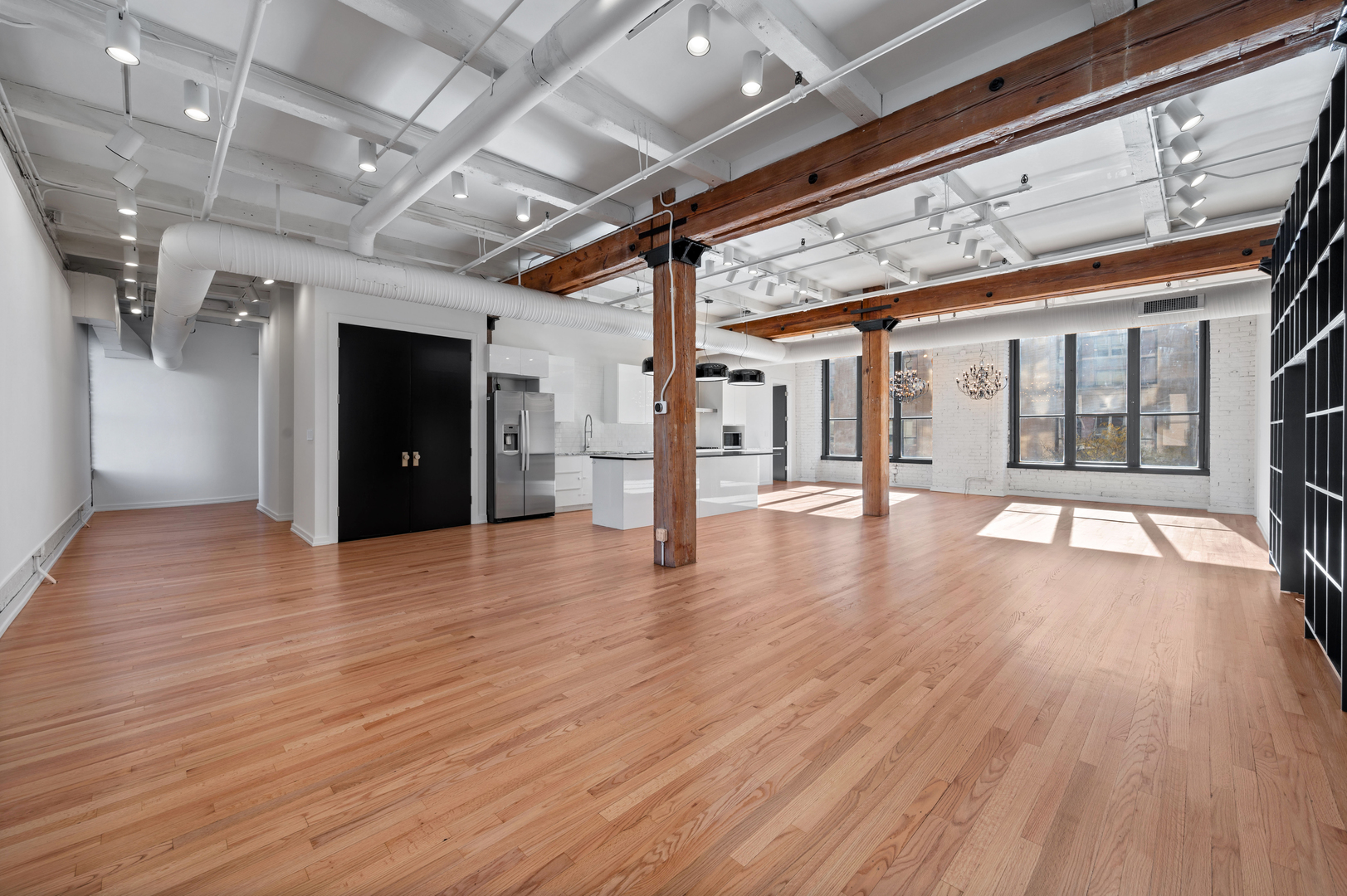 900 W JACKSON Boulevard Unit: 3W