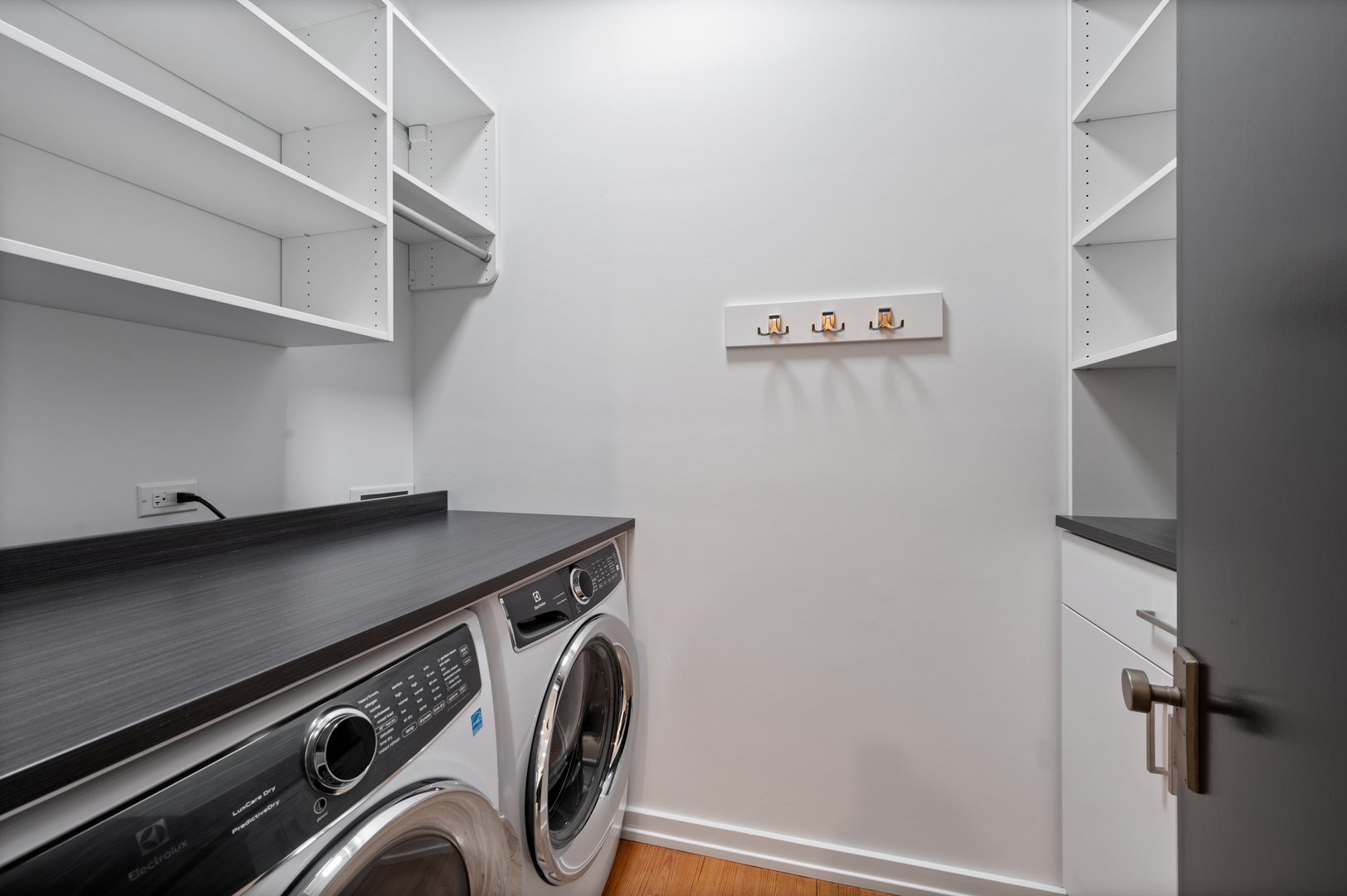 900 W JACKSON Boulevard Unit: 3W