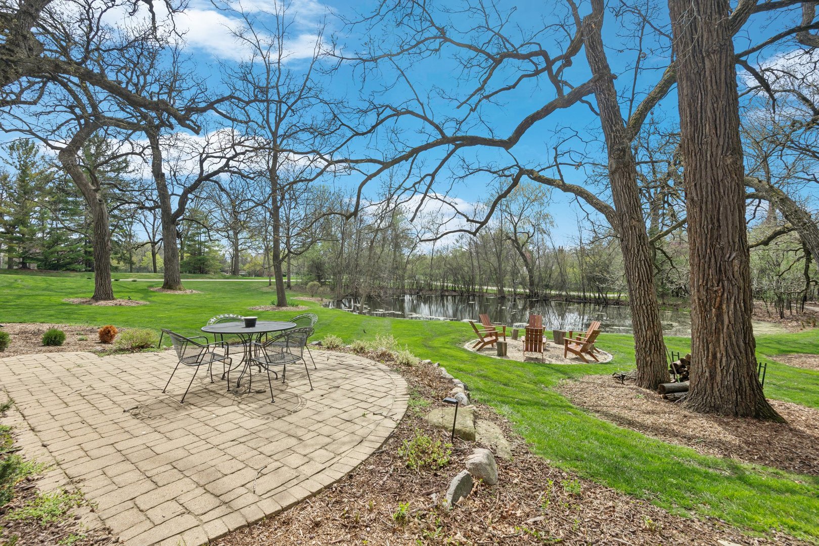 18 Hidden Brook Drive