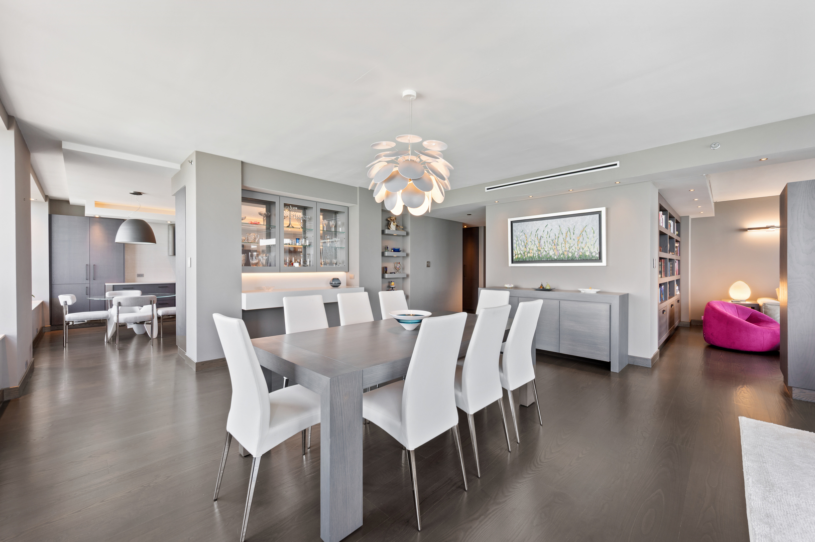 180 E PEARSON Street Unit: 6003