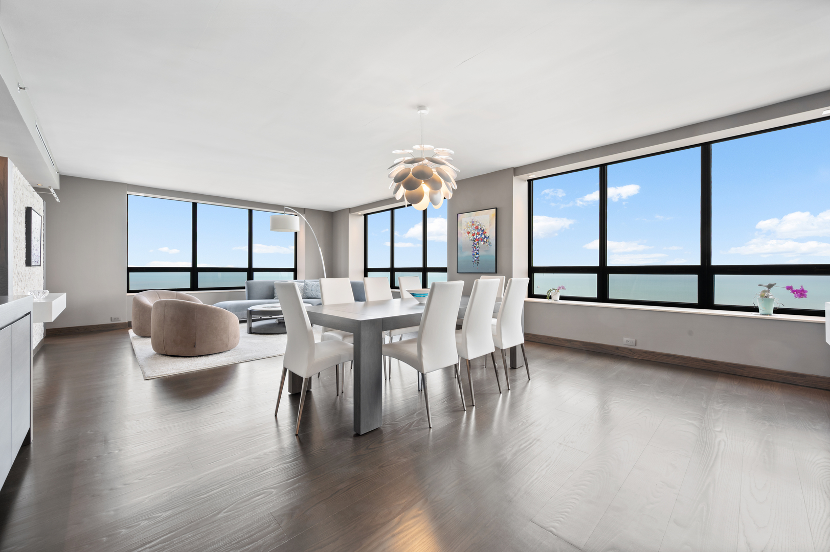 180 E PEARSON Street Unit: 6003