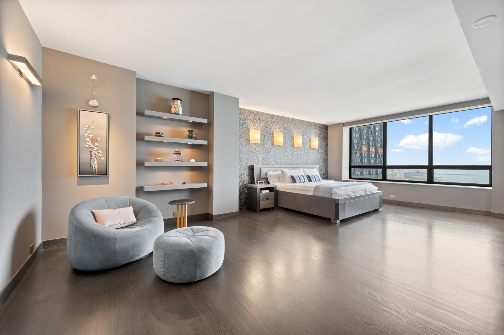 180 E PEARSON Street Unit: 6003