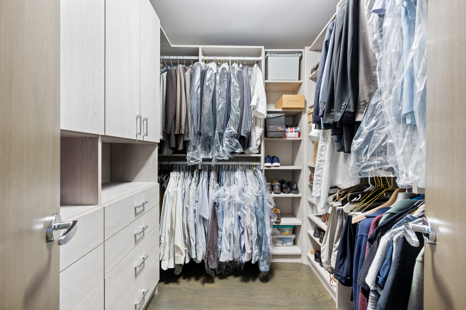 180 E PEARSON Street Unit: 6003