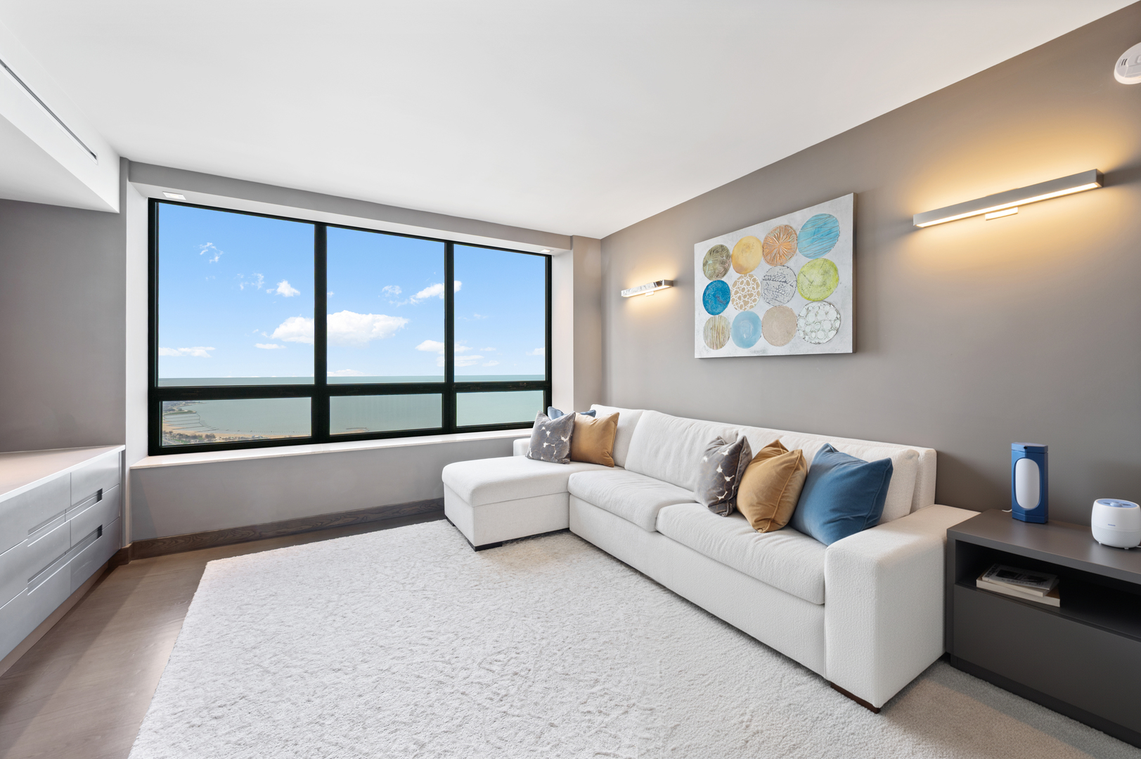 180 E PEARSON Street Unit: 6003