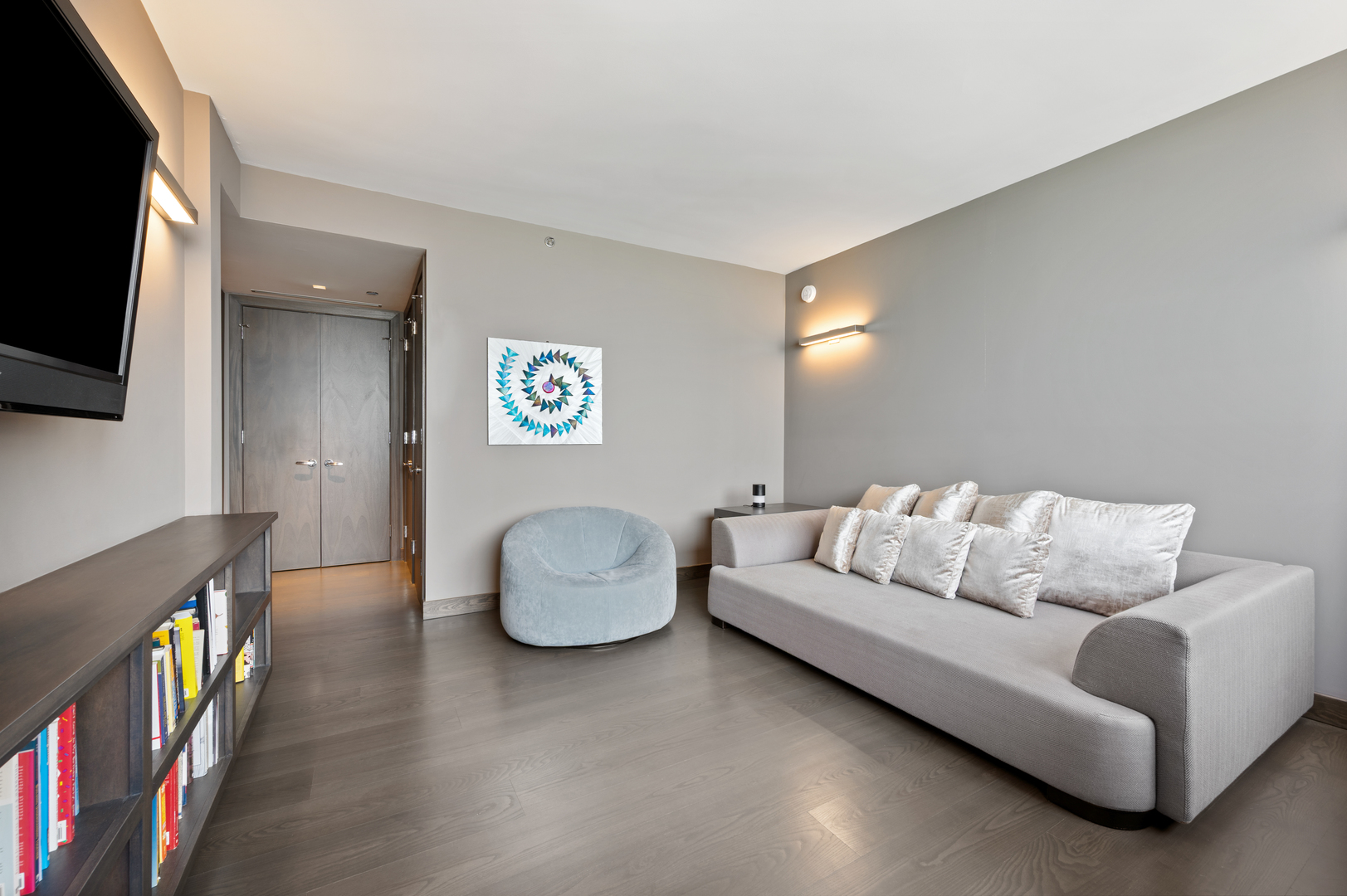 180 E PEARSON Street Unit: 6003