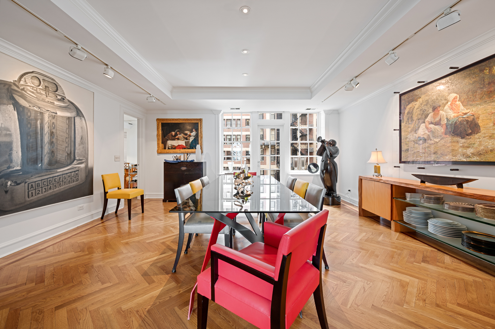 219 E Lake Shore Drive Unit: 6AB