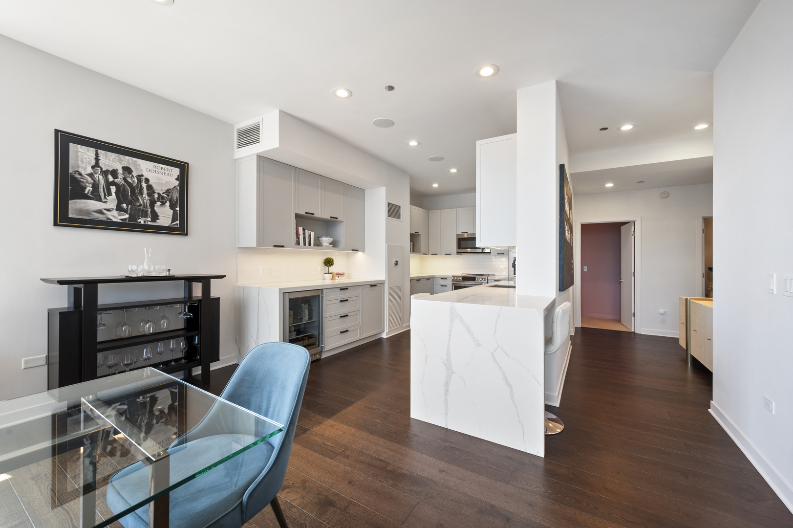 737 W Washington Boulevard Unit: 3607