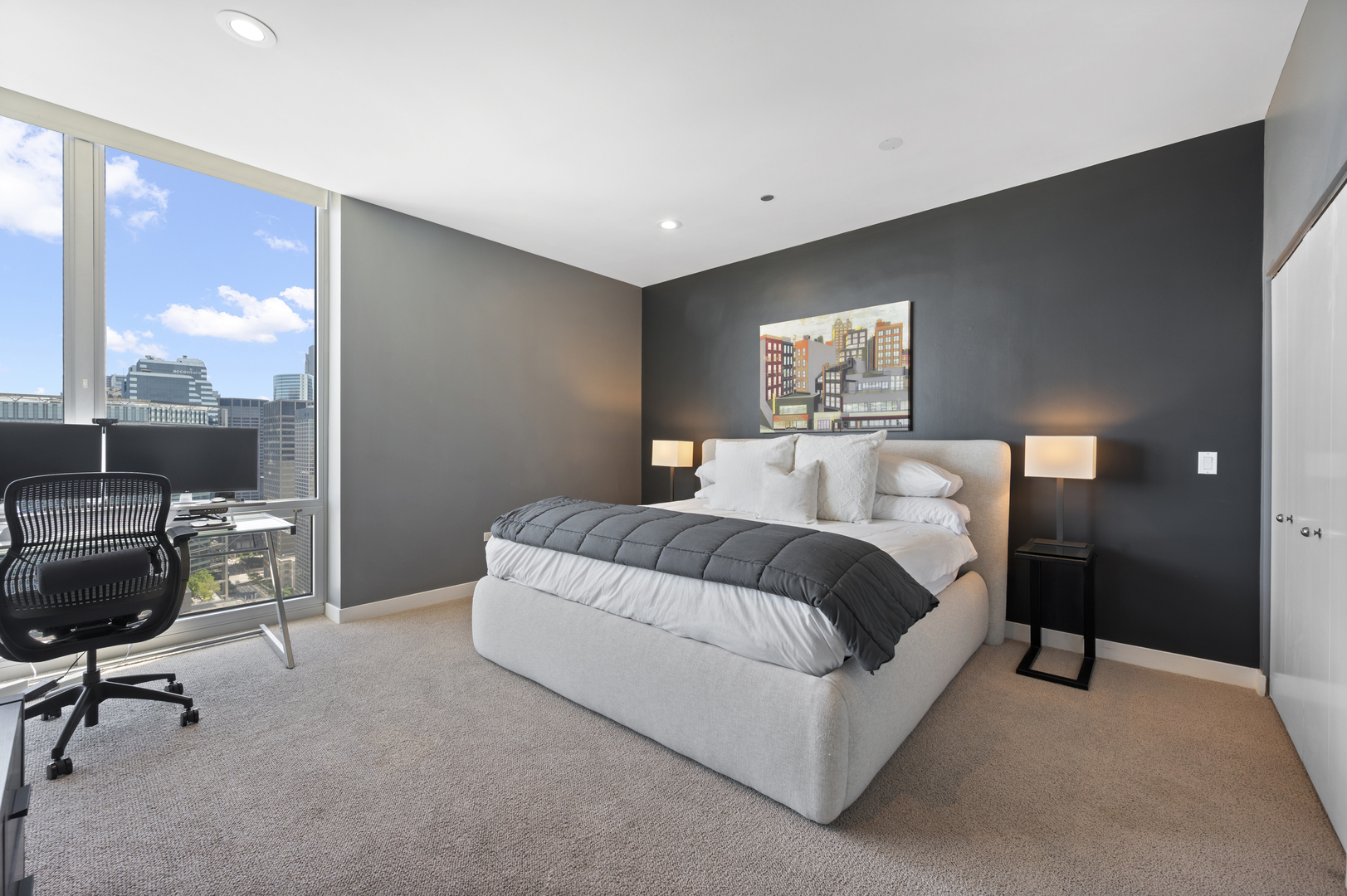737 W Washington Boulevard Unit: 3607