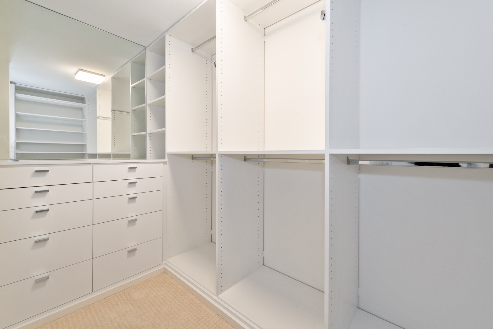 180 E Pearson Street Unit: 4706
