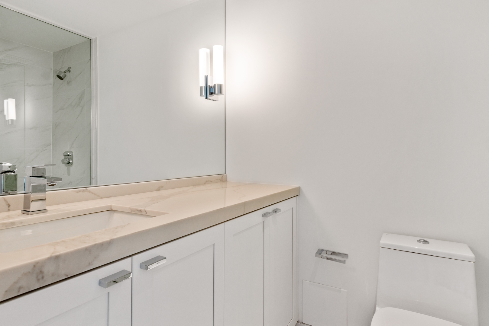 180 E Pearson Street Unit: 4706