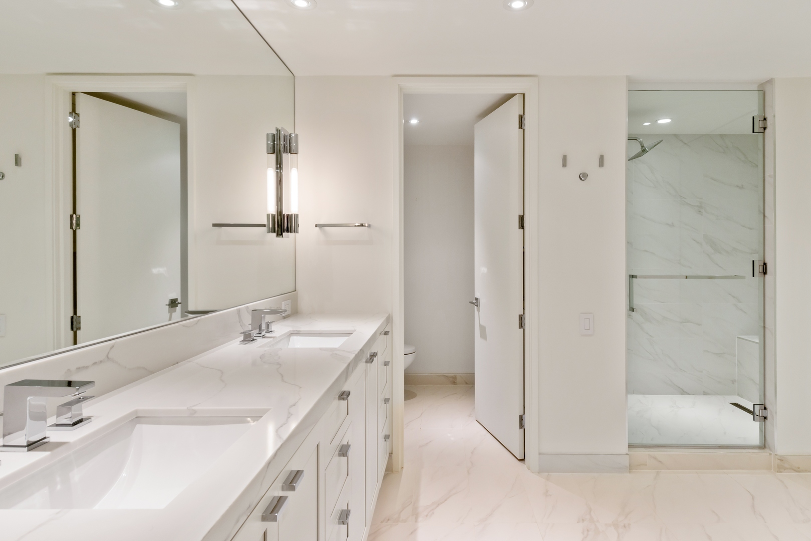 180 E Pearson Street Unit: 4706