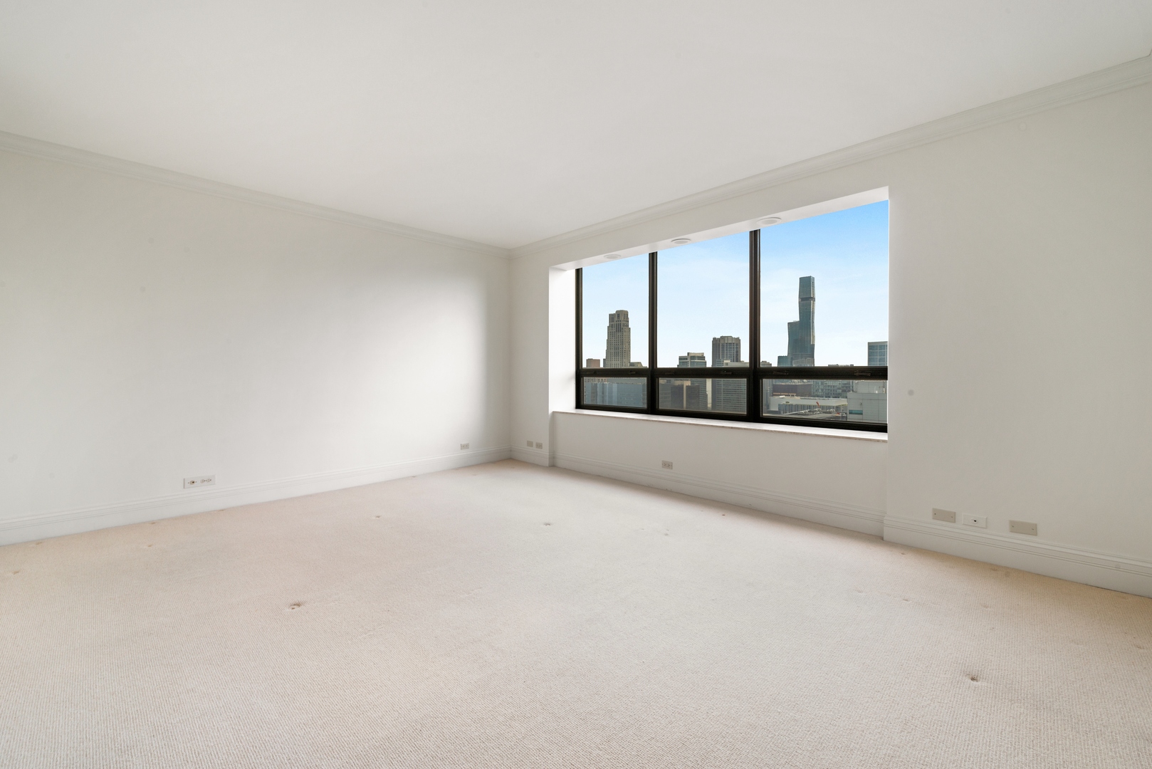 180 E Pearson Street Unit: 3707