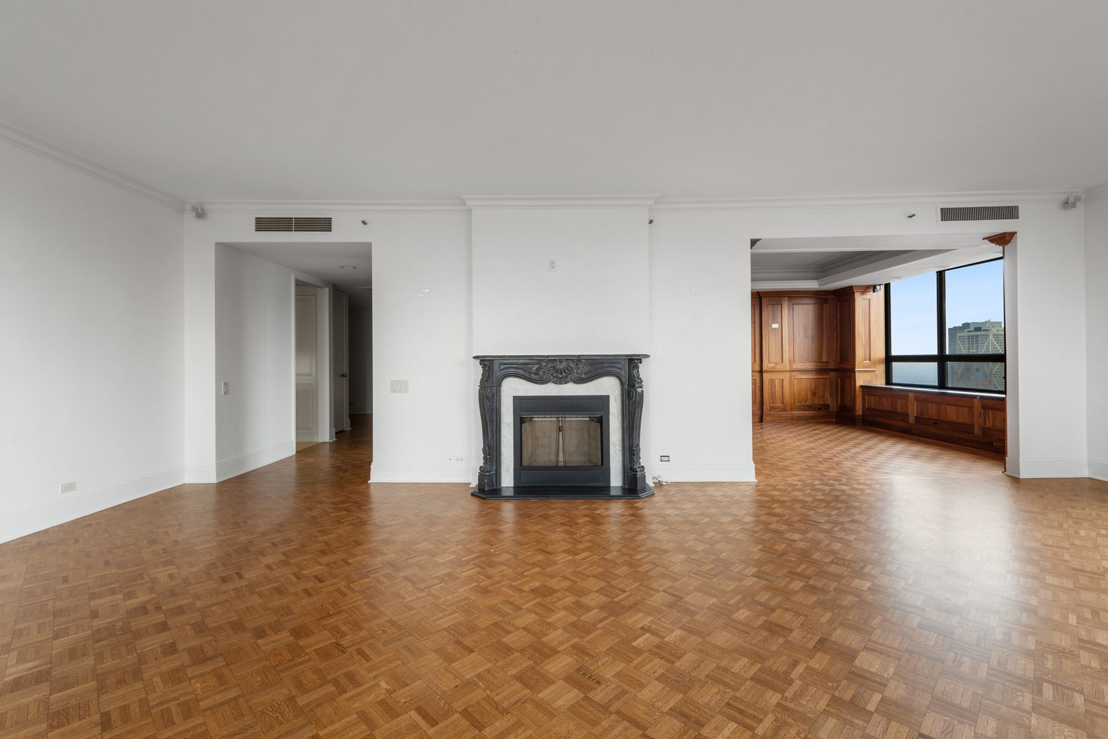 180 E Pearson Street Unit: 3707