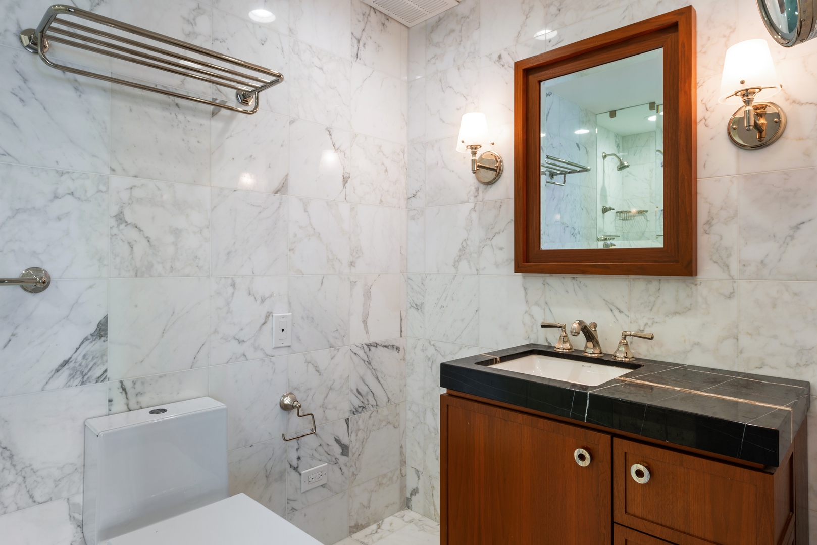 180 E Pearson Street Unit: 3707
