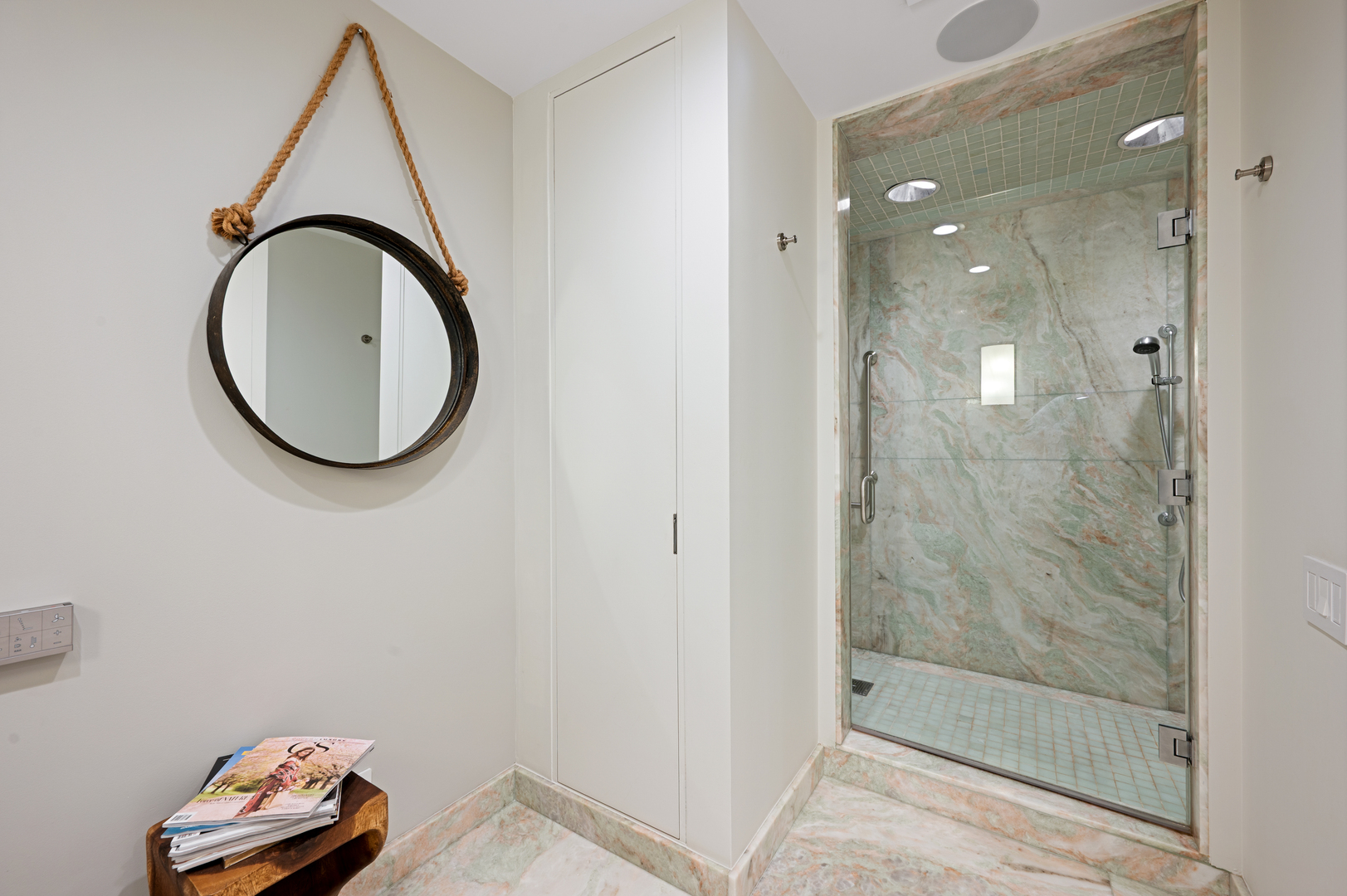180 E Pearson Street Unit: 7203
