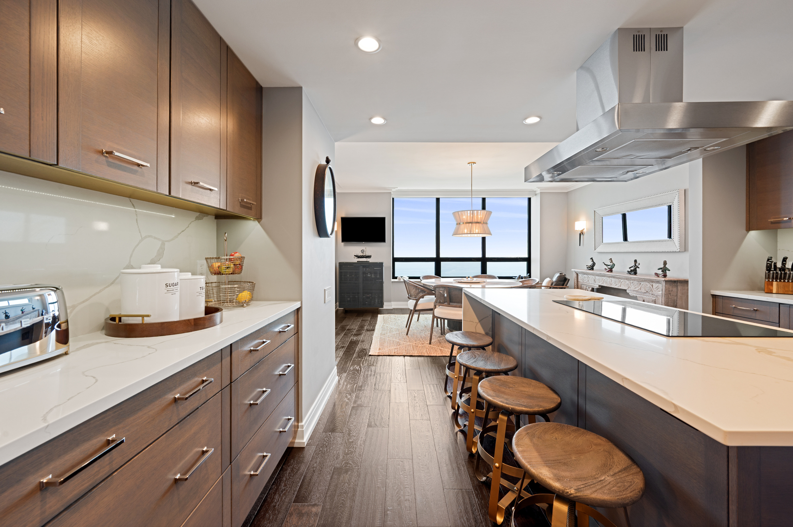 180 E Pearson Street Unit: 7203