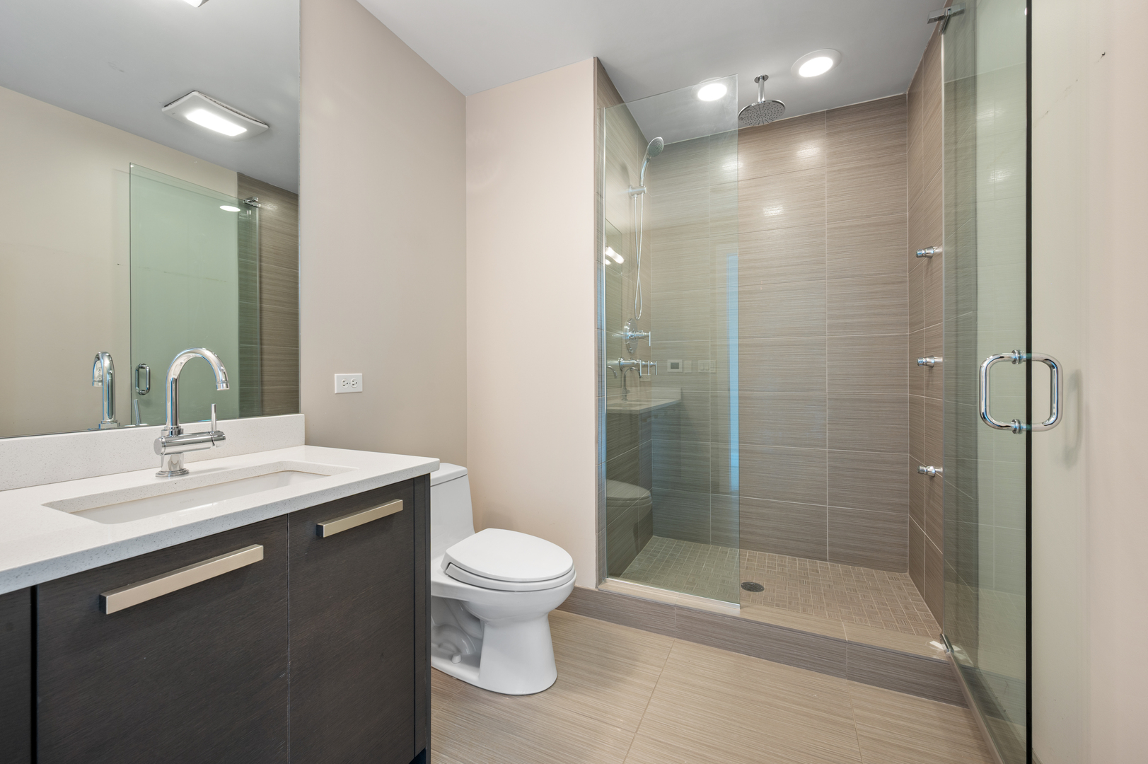 110 W Superior Street Unit: 2603